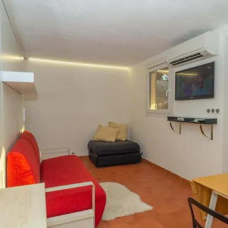 Appartement 15th - Joli Acces Independant Dans Maison